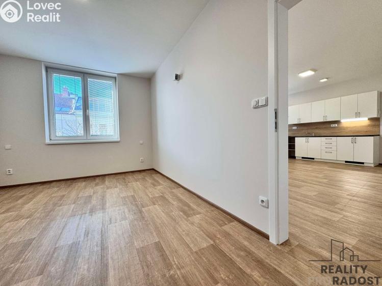 Rent apartment 2+KK Hodonín, Národní třída 301/26 č. 4