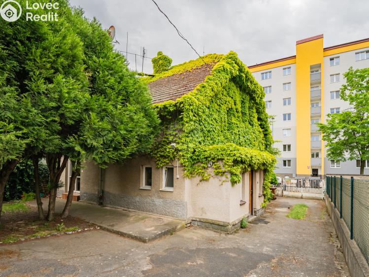 Продаж сімейного будинку Praha, Káranská č. 2