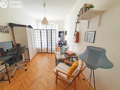 Prodej bytu 2+1 Praha, Jičínská č. 1