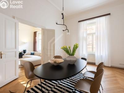 Продажа квартиры 4+1 Praha, Betlémská č. 8
