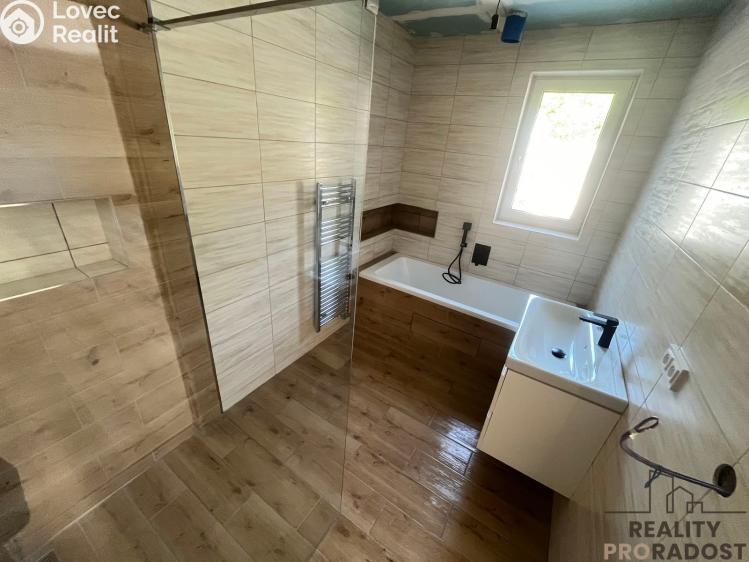 Продаж сімейного будинку Kravsko č. 5