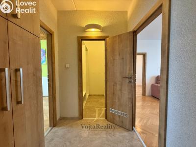 Аренда квартиры 3+1 Olomouc, Varšavské nám. č. 9
