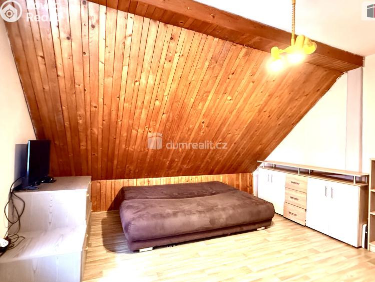 Prodej bytu 1+1 Karlovy Vary, Hlávkova č. 10