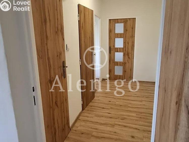 Prodej bytu 2+1 Praha, Sněženková č. 6