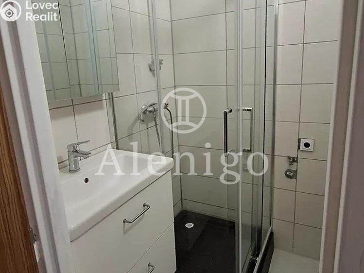 Prodej bytu 2+1 Praha, Sněženková č. 7