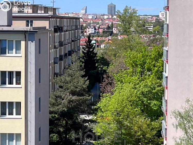 Prodej bytu 4+KK Praha, Hrusická č. 18