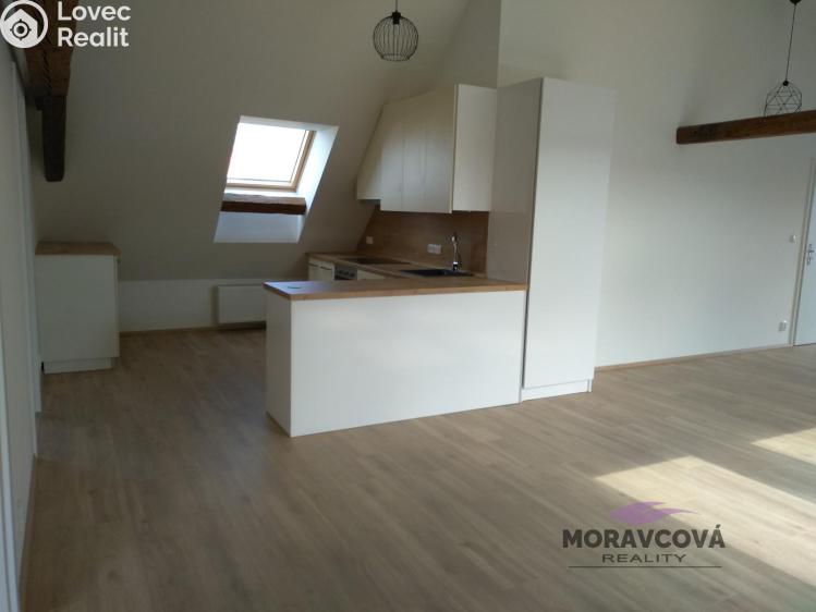 Pronájem bytu 3+KK Čáslav, Poštovní 252 č. 3