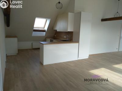 Pronájem bytu 3+KK Čáslav, Poštovní 252 č. 3