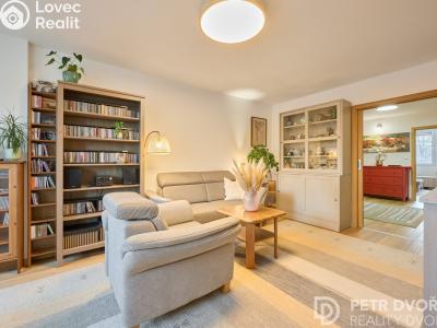 Sale apartment 4+1 Praha, Kovářova č. 10