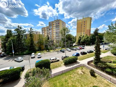 Sale apartment 2+1 Praha, Sněženková č. 21