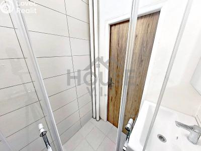 Prodej bytu 2+1 Praha, Sněženková č. 12