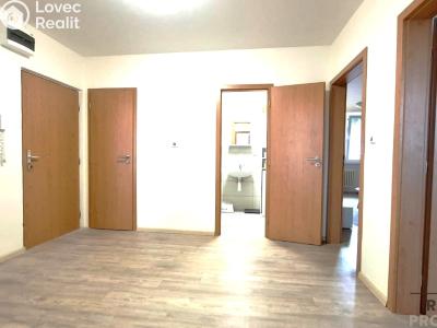 Sale apartment 4+1 Vyškov, Sídliště Osvobození č. 15