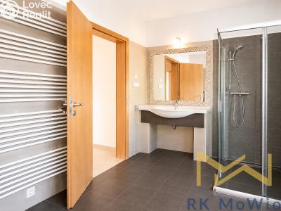 Rent family house Praha, Nad hradním vodojemem č. 5