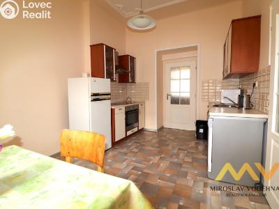Аренда квартиры 2+1 Hradec Králové, náměstí Jana Pavla II. č. 5