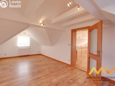 Аренда квартиры 4+KK Lochenice č. 13