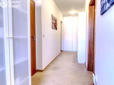 Аренда квартиры 4+KK Hradec Králové, Národních mučedníků č. 17