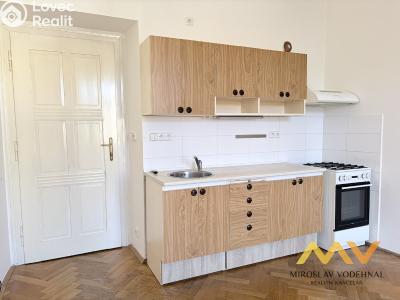 Аренда квартиры 2+KK Hradec Králové, Nerudova č. 1