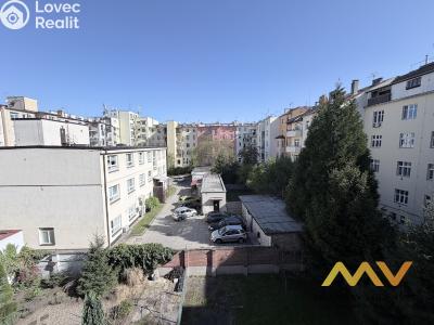 Аренда квартиры 2+KK Hradec Králové, Nerudova č. 23