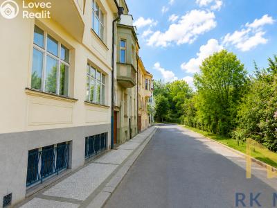 Аренда квартиры 5+1 Praha, Na baště sv. Ludmily č. 3