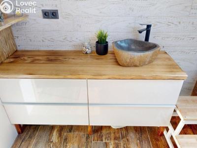 Продаж сімейного будинку Kněžmost, Západní 415 č. 17