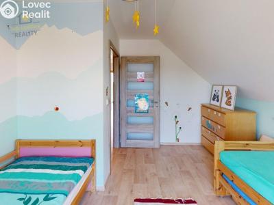 Продаж сімейного будинку Kněžmost, Západní 415 č. 21