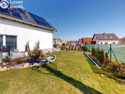 Продаж сімейного будинку Kněžmost, Západní 415 č. 30