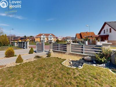 Продаж сімейного будинку Kněžmost, Západní 415 č. 32