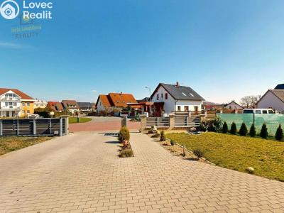 Продаж сімейного будинку Kněžmost, Západní 415 č. 38
