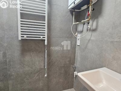 Pronájem bytu 2+KK Kolín, Školská č. 9