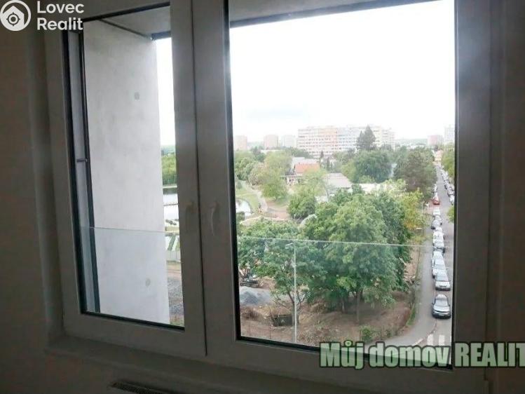Pronájem bytu 2+KK Praha č. 3
