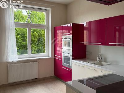 Аренда квартиры 3+1 Praha, Charlese de Gaulla č. 3