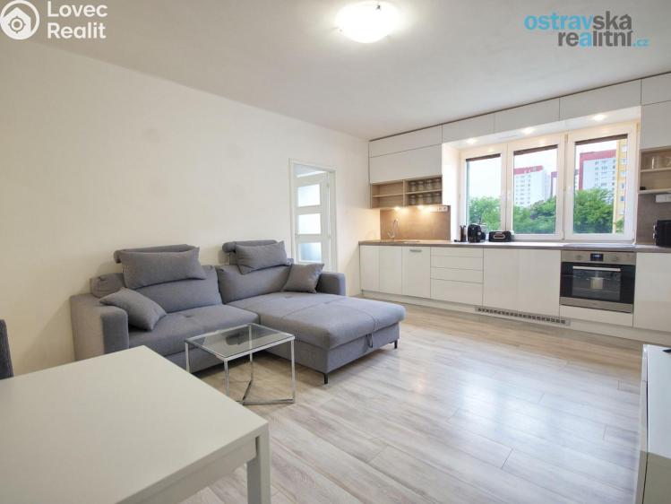 Sale apartment 3+KK Ostrava, Balcarova 2241/7 č. 4