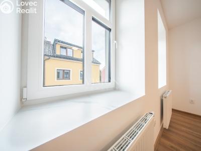Pronájem bytu 2+KK Tábor, Hošťálkova č. 9