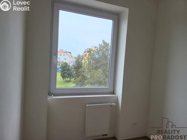 Pronájem bytu 1+KK Praha, Na břevnovské pláni č. 2