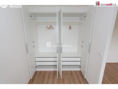 Аренда квартиры 2+KK Praha 9, Veltruská č. 15