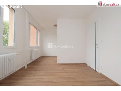 Аренда квартиры 2+KK Praha 9, Veltruská č. 16
