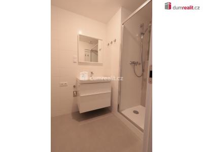 Аренда квартиры 2+KK Praha 9, Veltruská č. 20