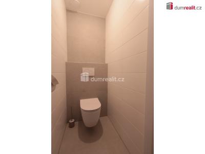 Аренда квартиры 2+KK Praha 9, Veltruská č. 22