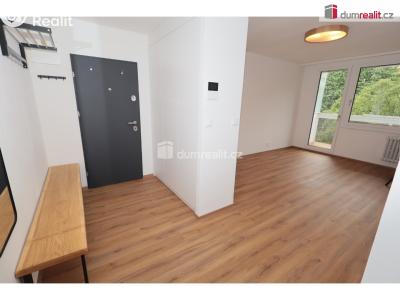 Аренда квартиры 2+KK Praha 9, Veltruská č. 24