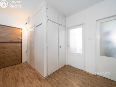 Sale apartment 3+1 Praha, Konstantinova č. 8