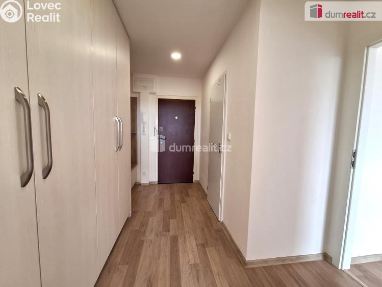 Sale apartment 2+KK Praha 11, Konstantinova č. 4