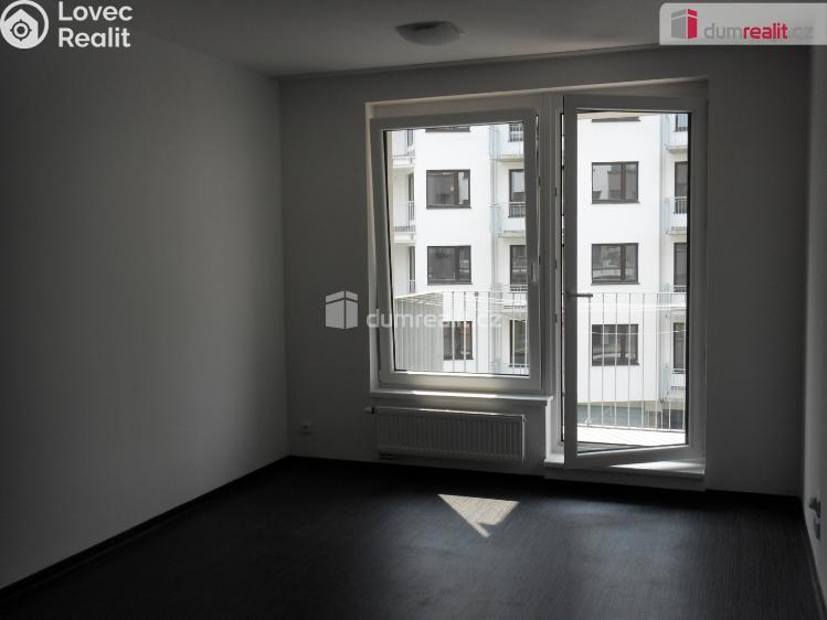 Аренда квартиры 2+KK Praha 9, Zakšínská č. 3