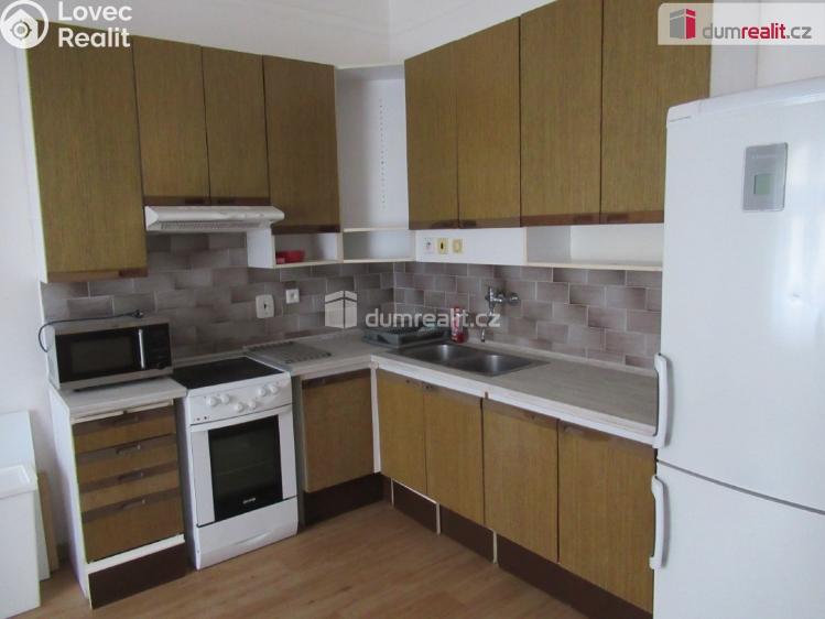 Аренда квартиры 2+1 Praha 6, Hošťálkova č. 3