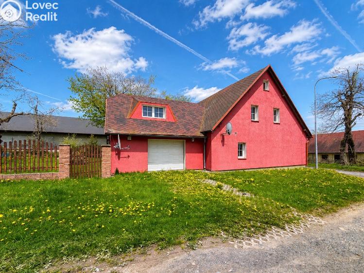 Sale family house Hora Svatého Šebestiána č. 4