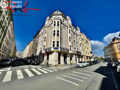 Аренда квартиры 6 и больше Praha, Ovenecká č. 26
