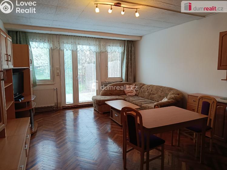 Rent apartment 2+KK Praha 19, Toužimská č. 4