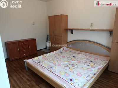 Аренда квартиры 2+KK Praha 19, Toužimská č. 11