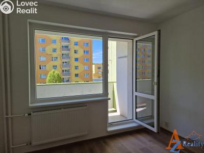 Аренда квартиры 3+1 Jirkov, U Stadionu 1504 č. 12