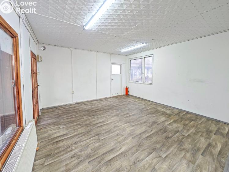 Pronájem obchodního prostoru Pardubice, Jana Palacha 234 č. 4