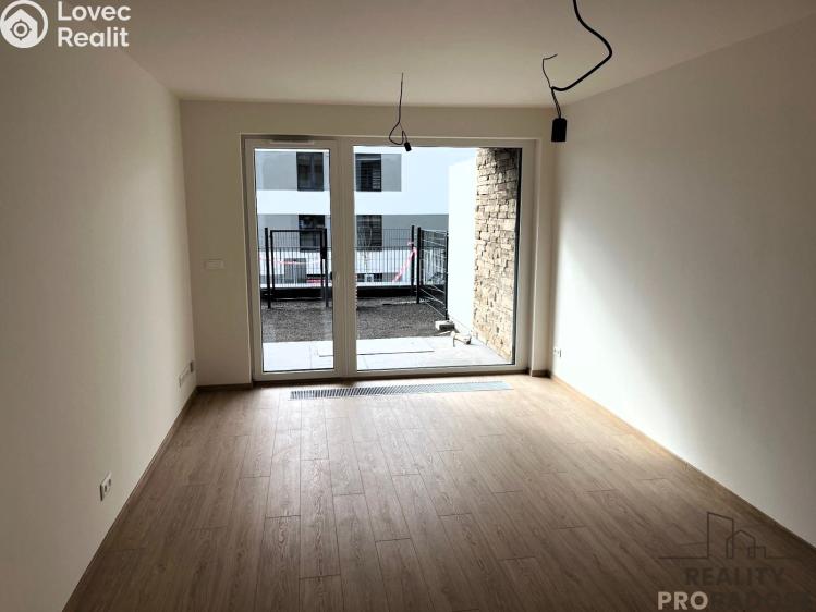 Pronájem bytu 1+KK Praha 5, Jáchymovská 1335/38 č. 2